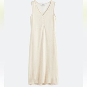 NWT Gilli Sleeveless Dress